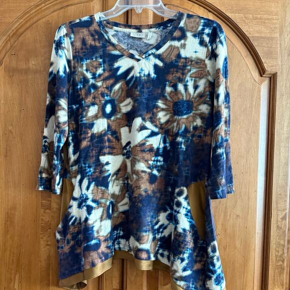 LOGO by Lori Goldstein abstract print blouse top asymmetrical hem satin trim M - Picture 2 of 15